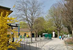 Entrance Hietzing to Tiergarten Schönbrunn