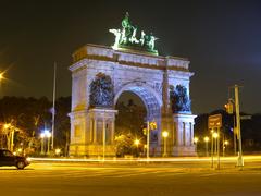 Soldiers' and Sailors' Arch at night