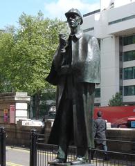 Statue of Sherlock Holmes in London