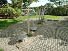 Fitnessgeräte im Grasbrookpark