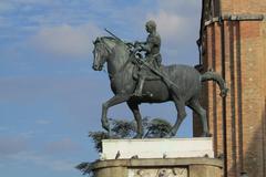 Monument Équestre À Gattamelata