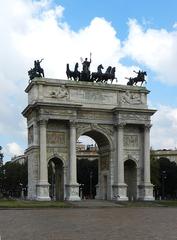 Arco della Pace in Milan