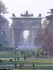 Arco della Pace in Milan