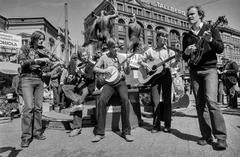 Live music association Elmu ry's street music event at Kolmen Sepan Square