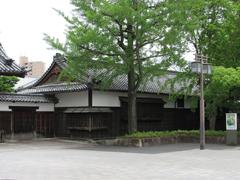 Continuing tenement house in Tokugawaen, Nagoya