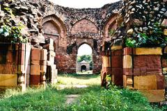 Balban Khan's Tomb and Jamali Kamali mosque complex in India