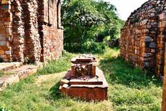 Balban Khan's Tomb and Jamali Kamali Mosque