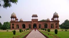 Tomb of Mariam-uz-Zamani in Sikandra, Agra