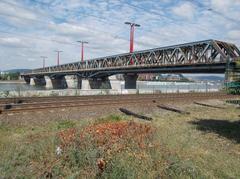 Connective Railway Bridge and Budapest HÉV Line 7 in Ferencváros, Budapest