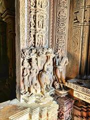 11th-century Vamana temple in Khajuraho dedicated to Vishnu's Vamana avatar