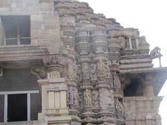 Khajuraho Vamana Temple front-right view