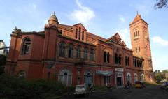 Front view of Victoria Public Hall in Chennai