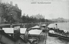 Passengers disembarking from an LCC Steamer at Westminster Pier in 1907