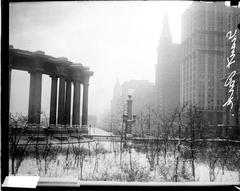 1926 view of Edward Bennett's Peristyle in Grant Park