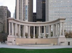 Downtown Chicago skyline