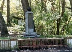 Entrance steps and monument at Yellow Bluff Fort Historic State Park