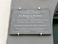 stone plaque indicating the house where Don Pasquale Pannone lived