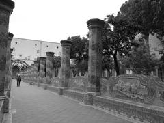 Napoli Santa Chiara church exterior