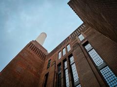 Battersea Power Station under a clear sky on May 3, 2024