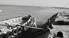 Loading a boat in Dwarika, Gujarat