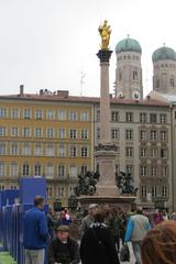 Golden statue of the Virgin Mary known as Mariensäule