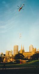 Erickson Sikorsky S-64F Skycrane removing Olympic Statues from Sydney Tower