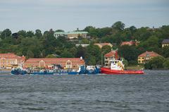 Bunker-barge Madicken and pusher ABBE outside Djurgården in Stockholm