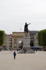 Back view of Louis XIV statue in Montpellier