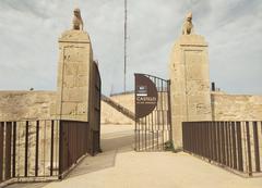 Puertas del Castillo de San Fernando, Alicante