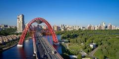 Zhivopisny Bridge in Moscow