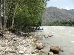 White Water Rafting in River Beas, Himachal Pradesh