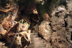 Drachenhöhle at Wawel Hill