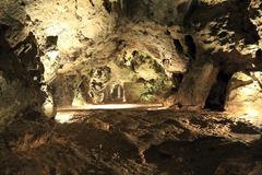 largest chamber of the three cave rooms on the visitor path at Wawel Dragon's Den