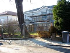 Dan-Wood German prefabricated house under construction in London, February 2012