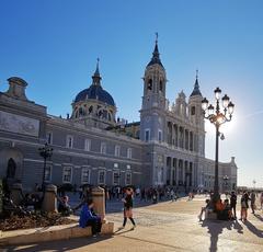 Cathédrale de la Almudena in Madrid