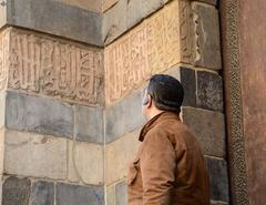 Mohammad Hadi in 2017 during documentation tours of Mamluk Thuluth script in Cairo