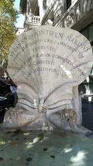 Fontana delle Api in Piazza Barberini, Rome