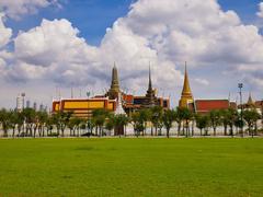 Wat Phra Si Rattana Satsadaram monument in Bangkok, Thailand