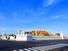 Wat Phra Sri Rattana Satsadaram (Wat Phra Kaew) temple and The Grand Palace in Bangkok, Thailand