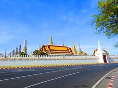 Phra Boromma Maharatchawang and Wat Phra Si Rattana Satsadaram Monument in Thailand