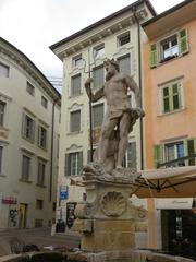 Piazza Battisti Rovereto - Fontana del Nettuno