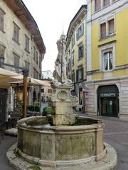 Fontana del Nettuno in Piazza Battisti Rovereto