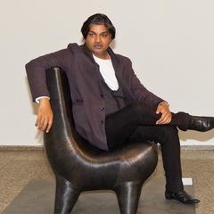 Satyendra Pakhalé explaining Bell Metal Horse Chair sculpture at Museum of Applied Art in Cologne