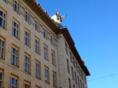 Oesterreichische Postsparkasse by Otto Wagner