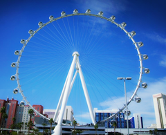 High Roller Ferris wheel at night in Las Vegas