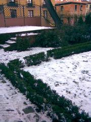 snow-covered Príncipe de Anglona garden