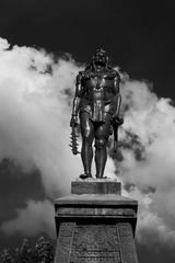 Escultura de Indios verdes en Mexico D.F.