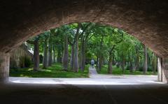 Pont del Real arch bridge