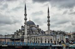 Eminönü Camii in Istanbul with people walking in front of the mosque