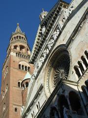 Duomo di Cremona façade